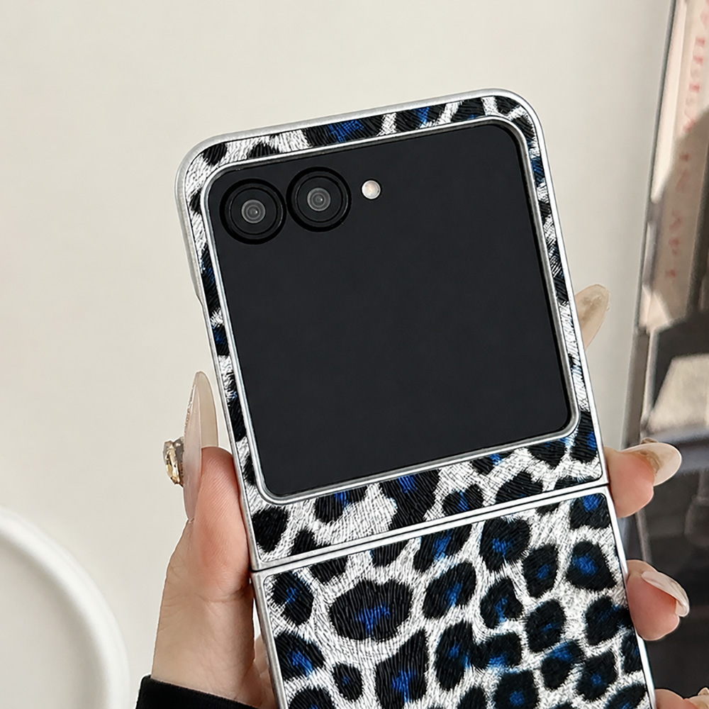 Leopard Print Folding Flip Pho - Women Accessories For Hand ulasan dan harga