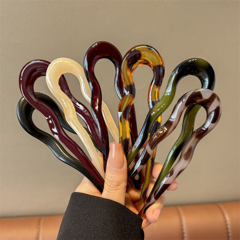 Elegant Acrylic U-shaped Hairp - Women Knight Accessories ulasan dan harga